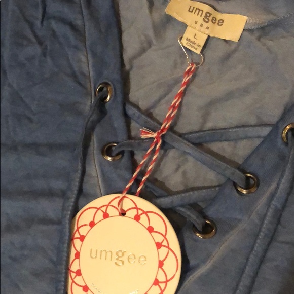 *LAST ONE SIZE LARGE* Tie up blue top - Picture 3 of 4